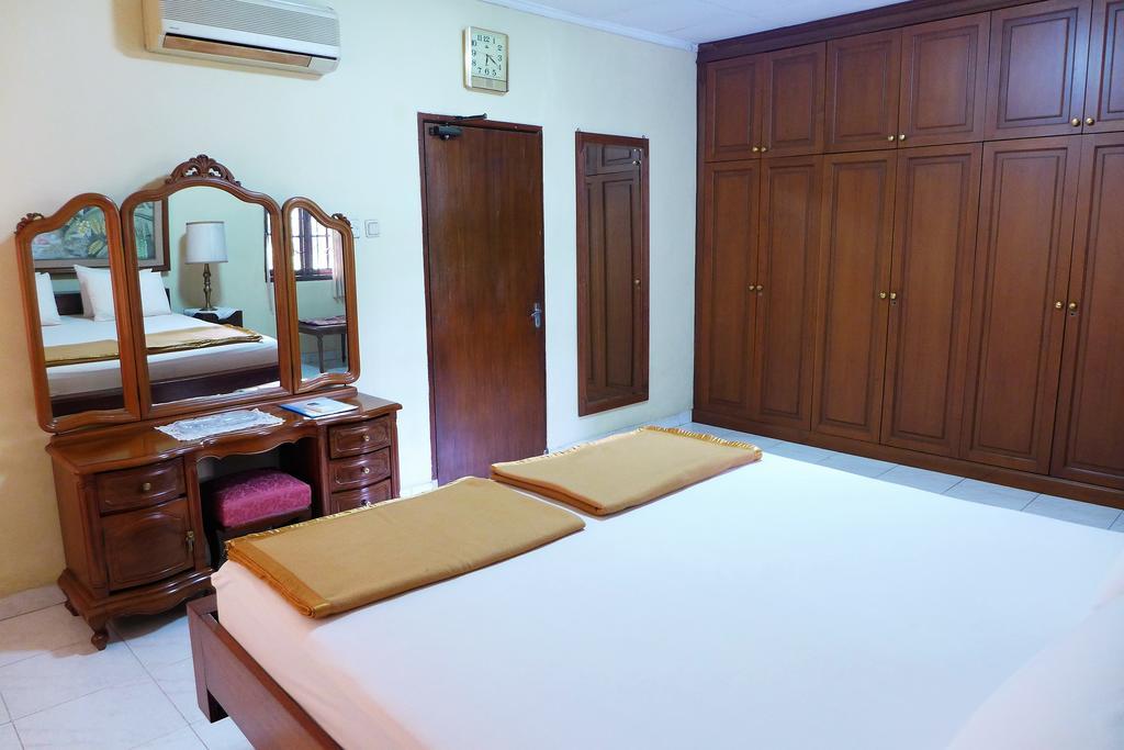 Meranti Guest House Jakarta Bagian luar foto