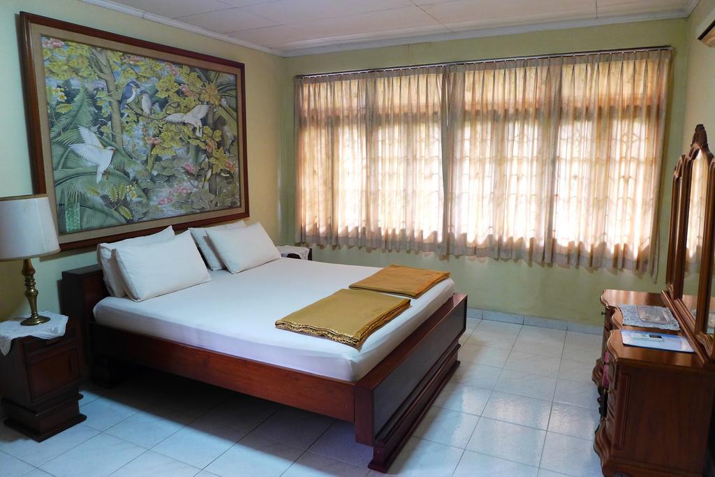 Meranti Guest House Jakarta Bagian luar foto